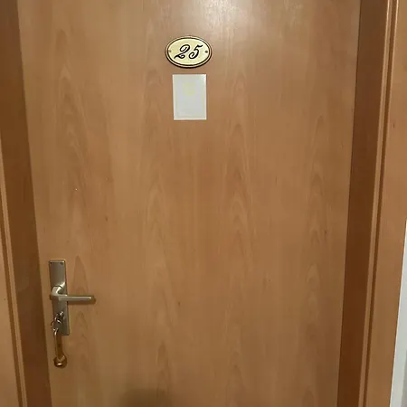 Und Monteurzimmer Mit Kueche Und Waschmaschine