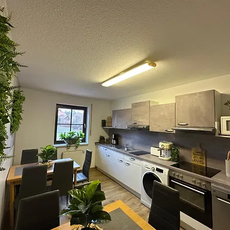 Und Monteurzimmer Mit Kueche Und Waschmaschine Hotel *