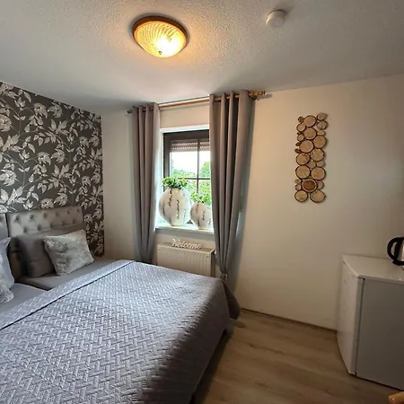 Und Monteurzimmer Mit Kueche Und Waschmaschine * Ollendorf (Sommerda)