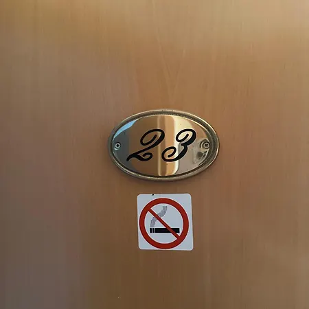 Und Monteurzimmer Mit Kueche Und Waschmaschine *