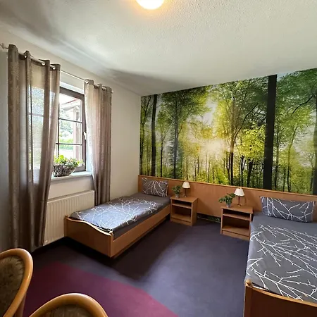 Und Monteurzimmer Mit Kueche Und Waschmaschine *