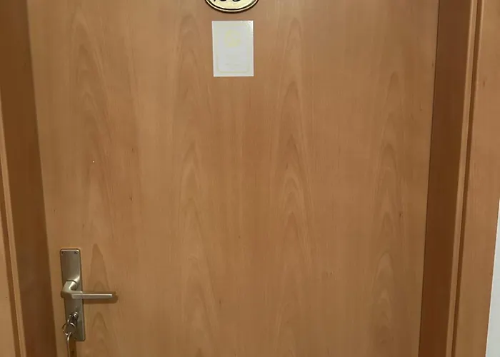 Und Monteurzimmer Mit Kueche Und Waschmaschine