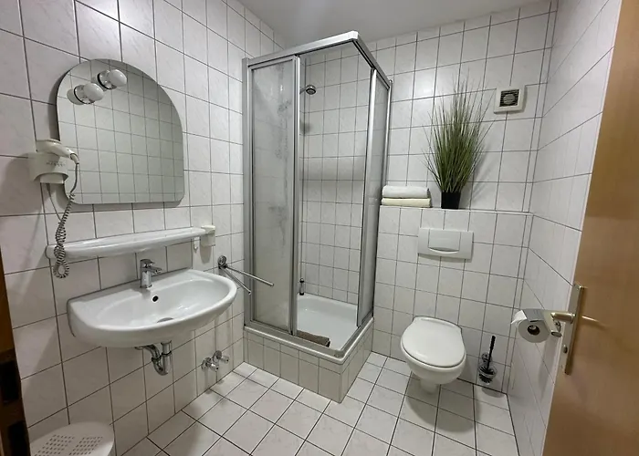 Und Monteurzimmer Mit Kueche Und Waschmaschine Szálloda *