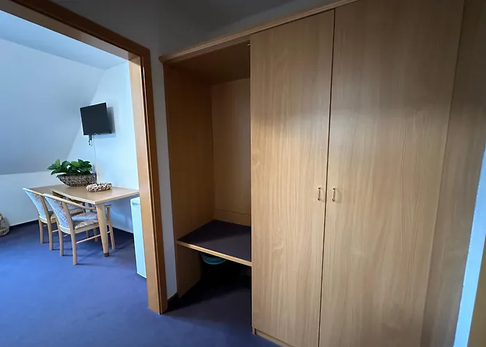 Und Monteurzimmer Mit Kueche Und Waschmaschine *