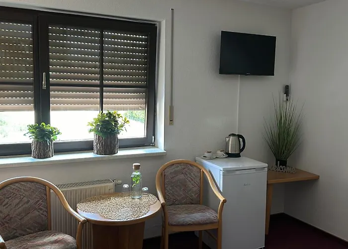 Und Monteurzimmer Mit Kueche Und Waschmaschine * Ollendorf (Sommerda)