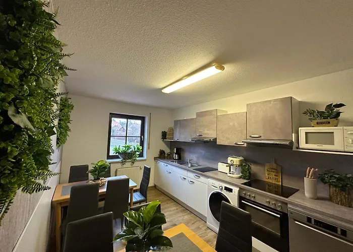 Und Monteurzimmer Mit Kueche Und Waschmaschine Szálloda *