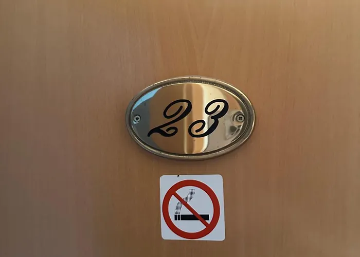 Und Monteurzimmer Mit Kueche Und Waschmaschine *