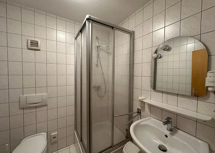 Und Monteurzimmer Mit Kueche Und Waschmaschine