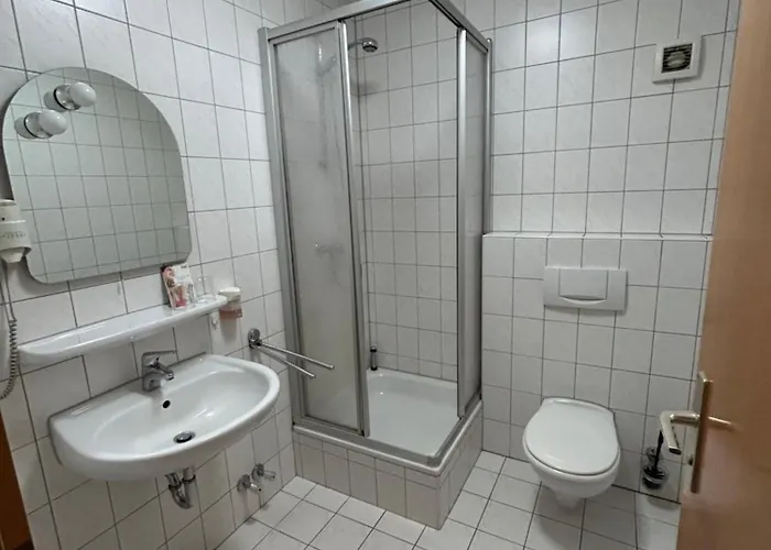 Und Monteurzimmer Mit Kueche Und Waschmaschine